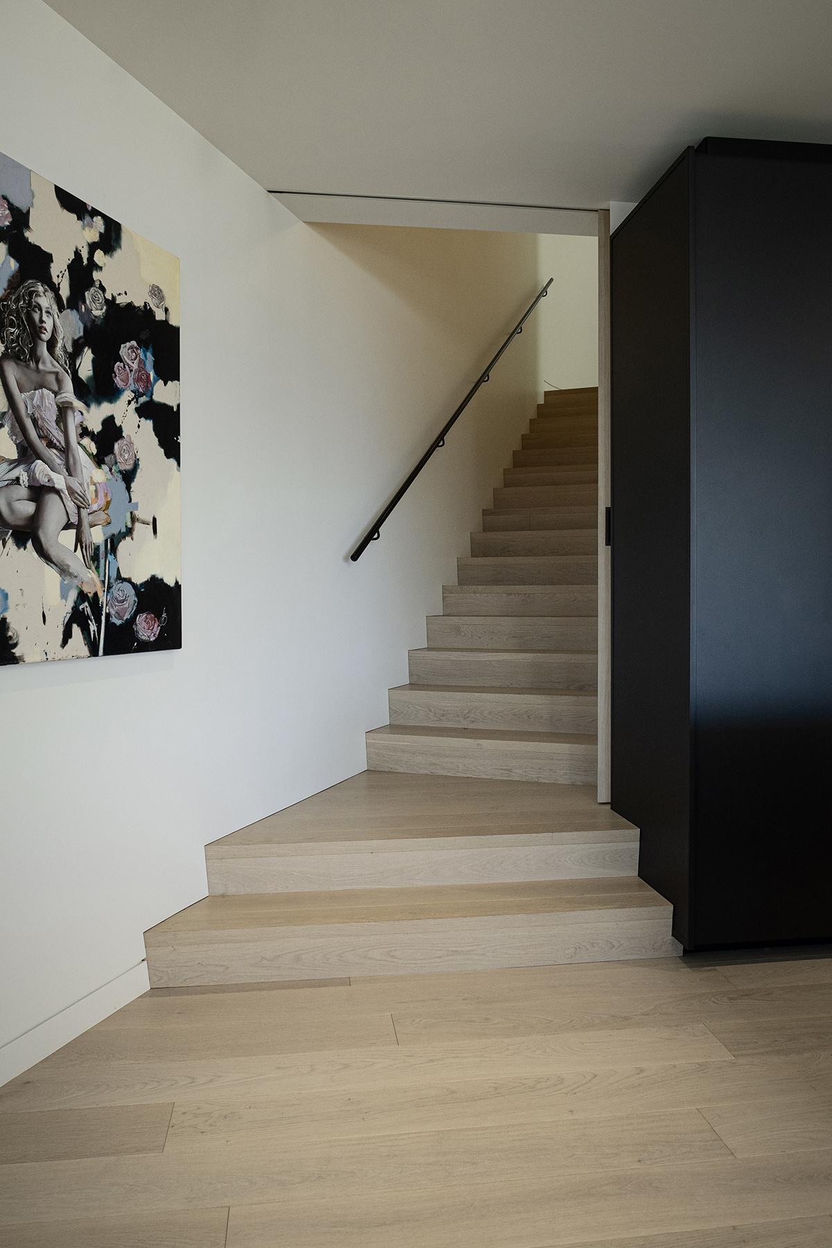 Eastbourne House_10_Ultra Marbled Oak_Millboard Limed Oak_Julia Kennerley_Forte