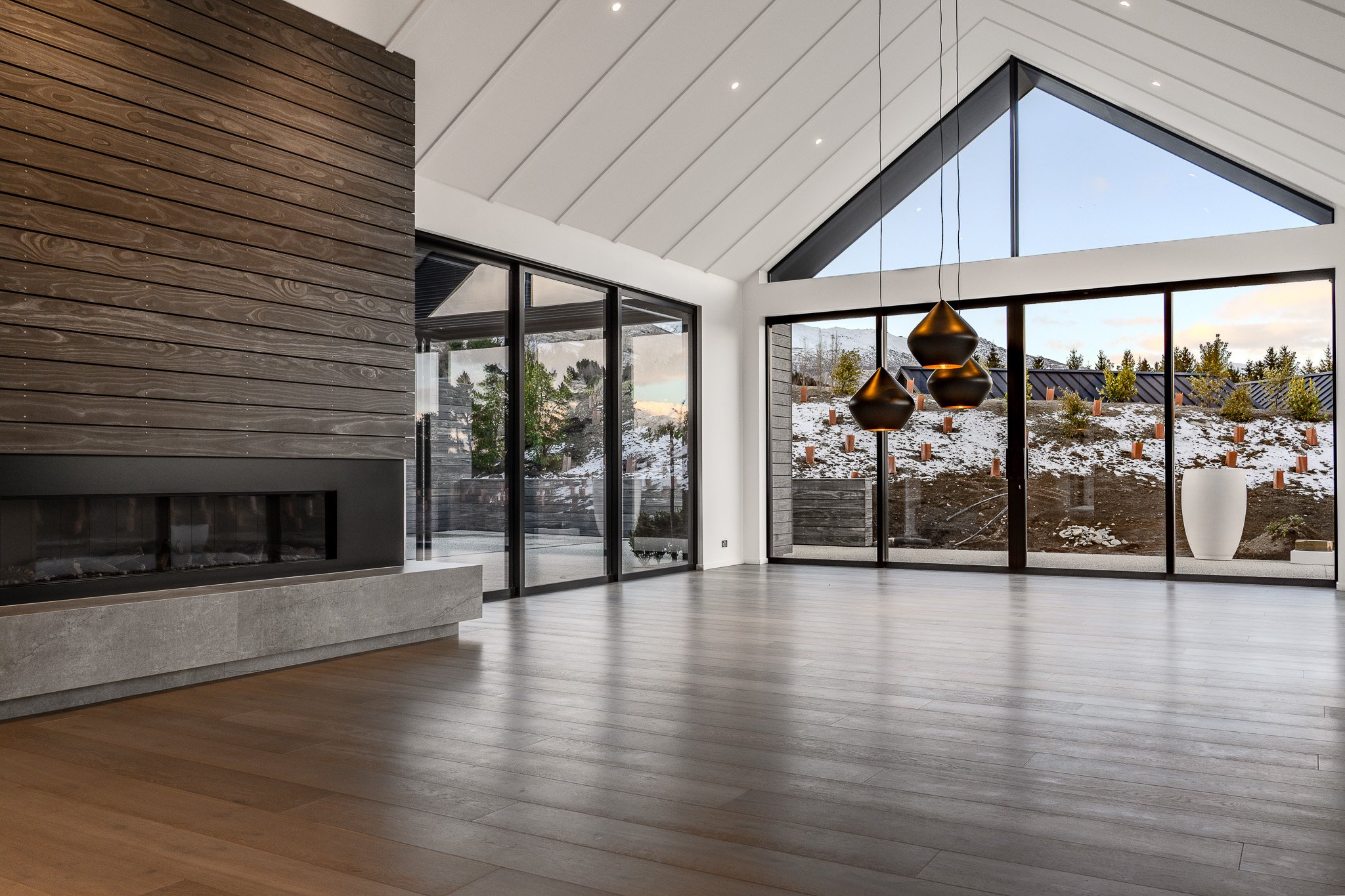 Littles Road 03_Atelier Classic 260w_Plank_Forte_LR