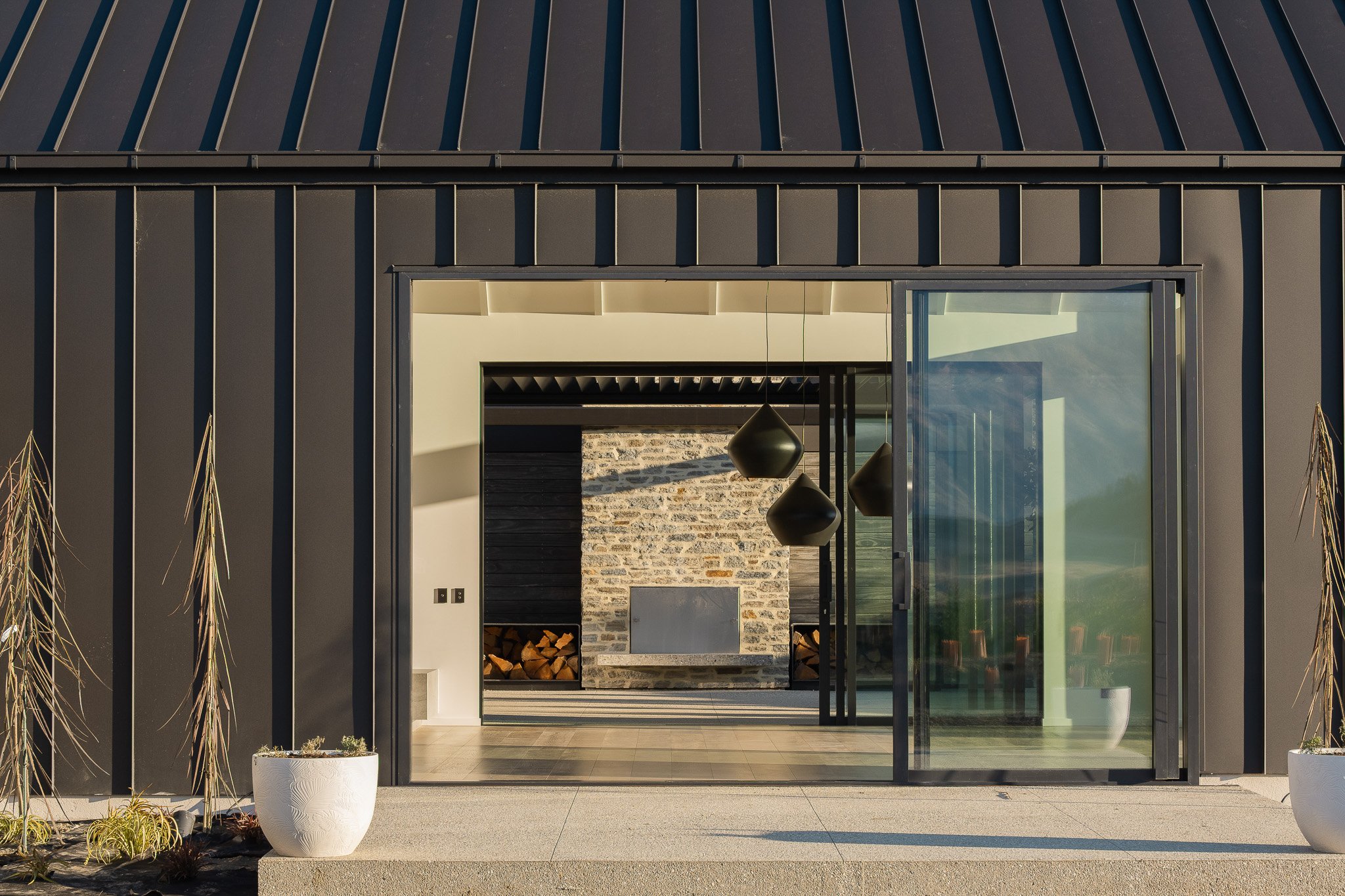 Littles Road 08_Atelier Classic 260w_Plank_Forte_LR