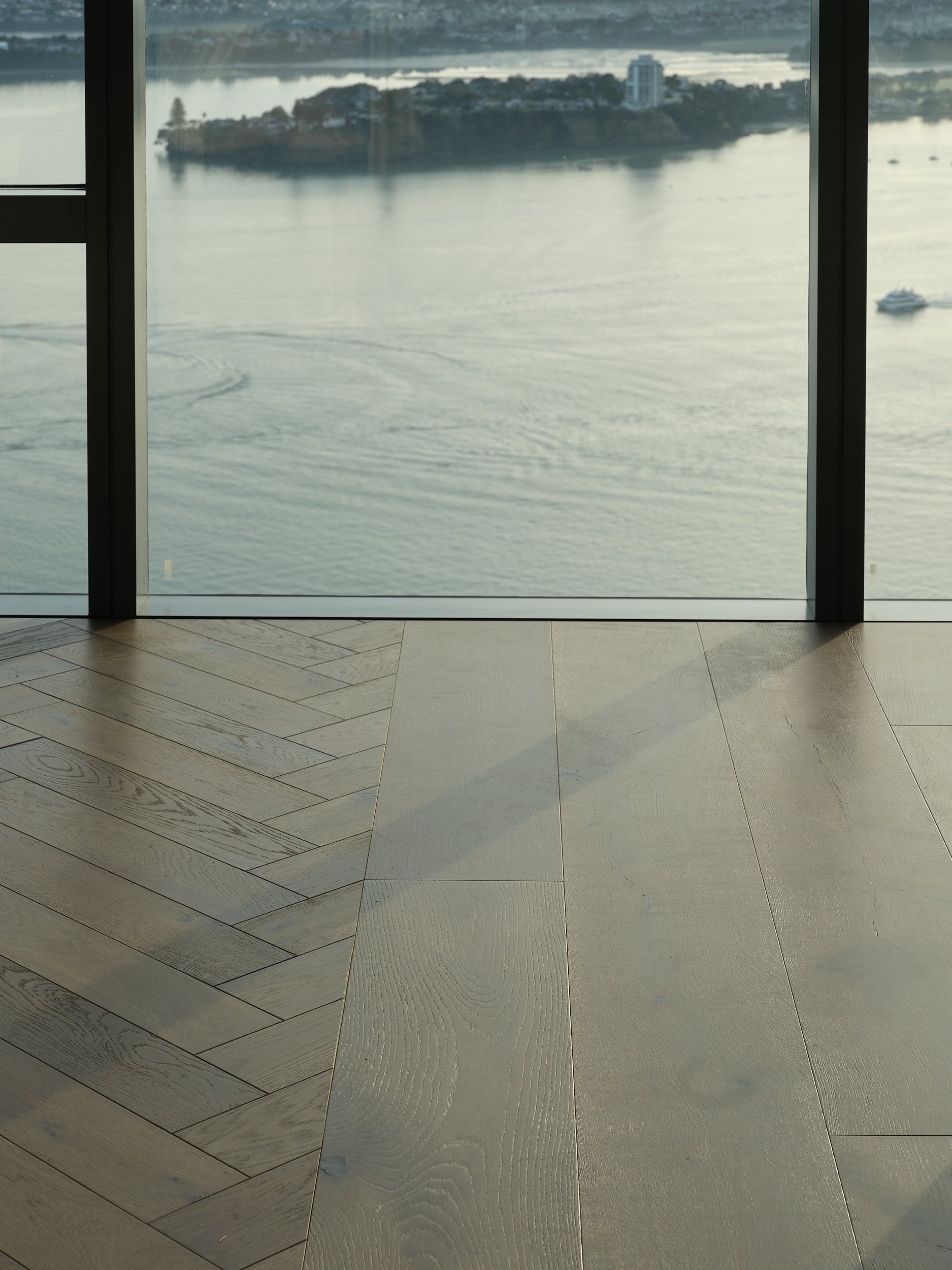 Pacifica Apt 13_Indus Patagonia_Plank_Herringbone_Forte_LR