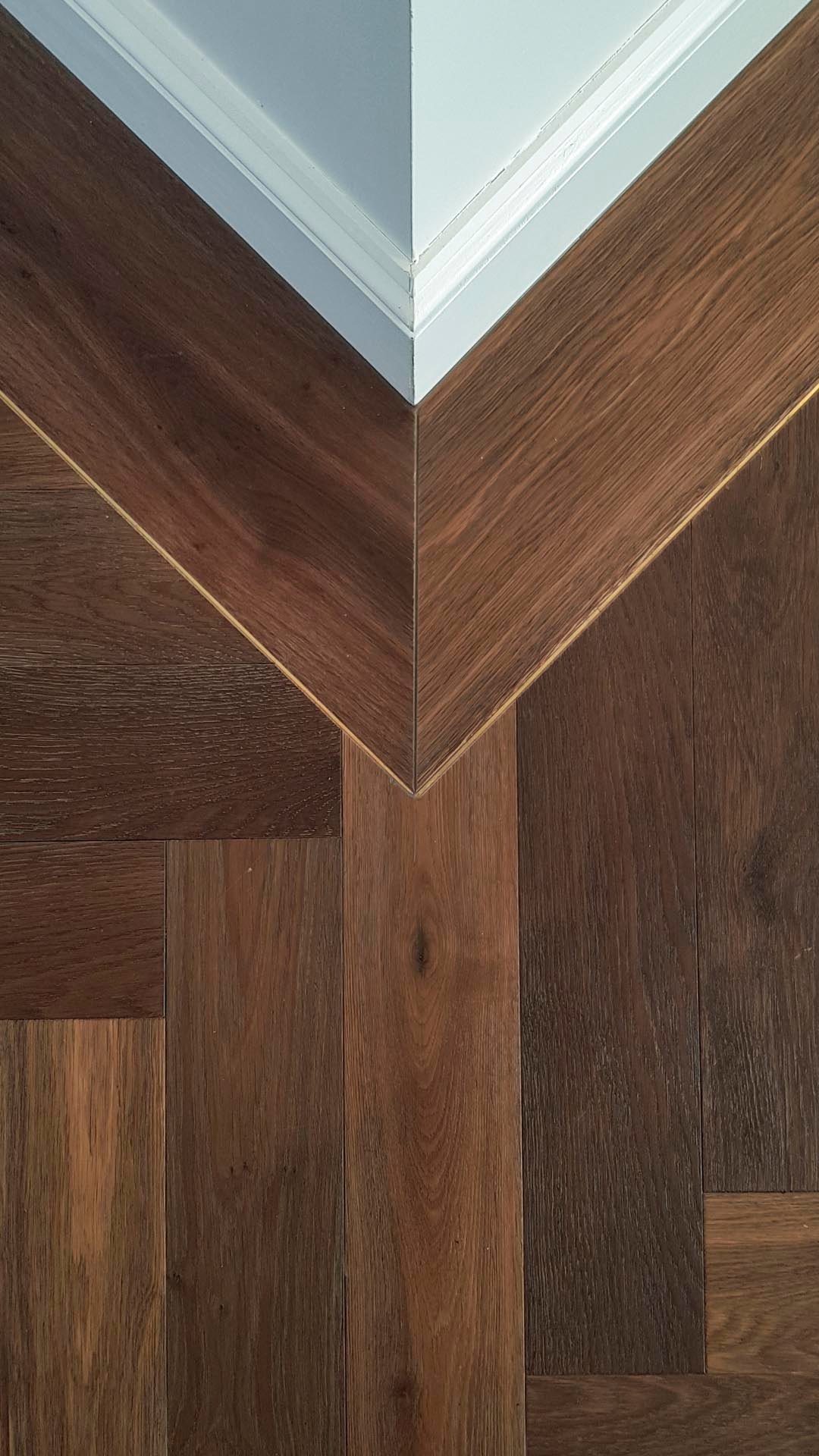 Parquet with bar 