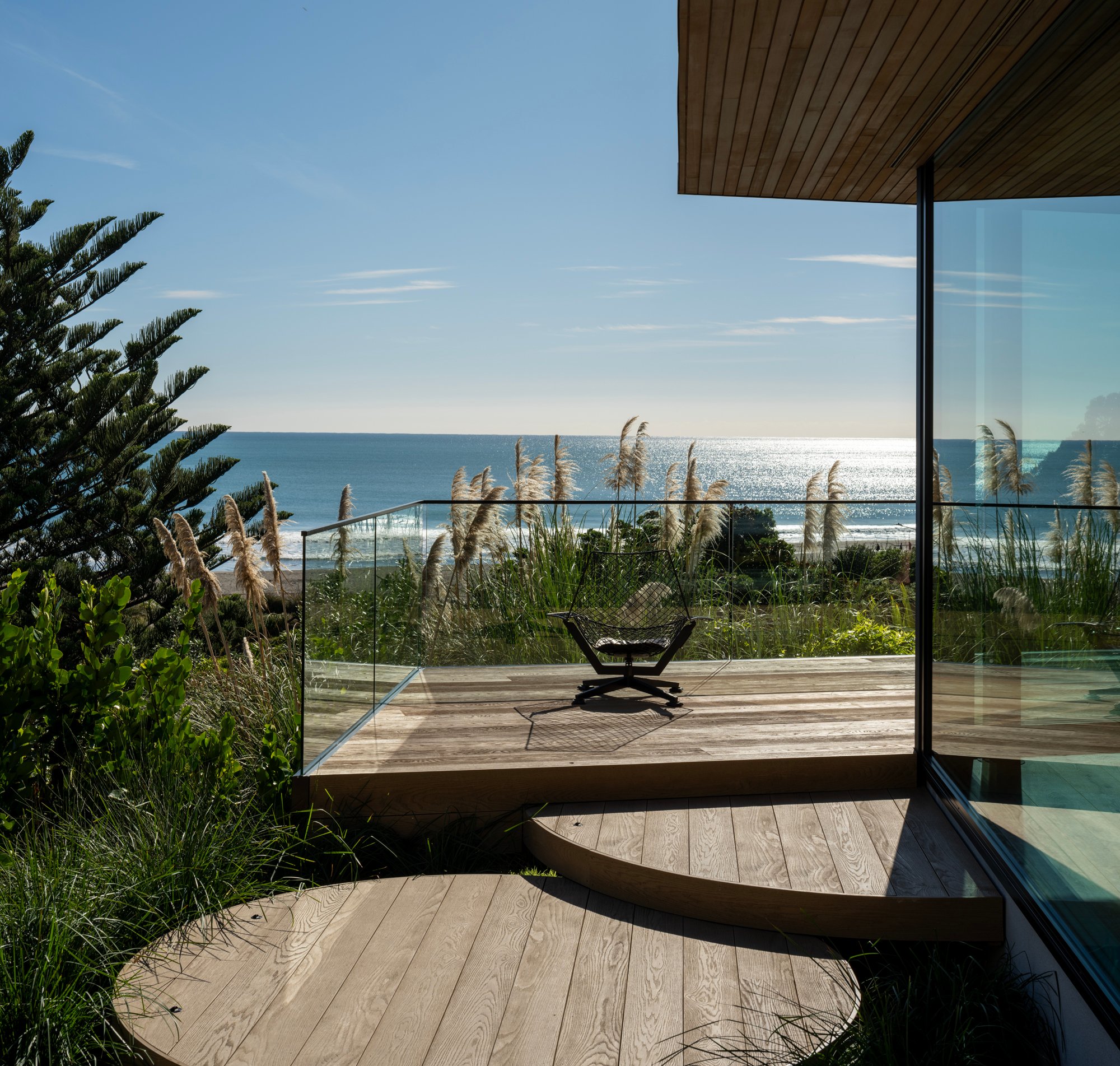 Project Sunset_06_Artiste Refined Van Gogh_Millboard Golden Oak_Forte_LR