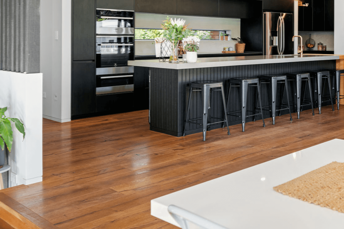 advantages of water-based polyurethane finish on wood floors