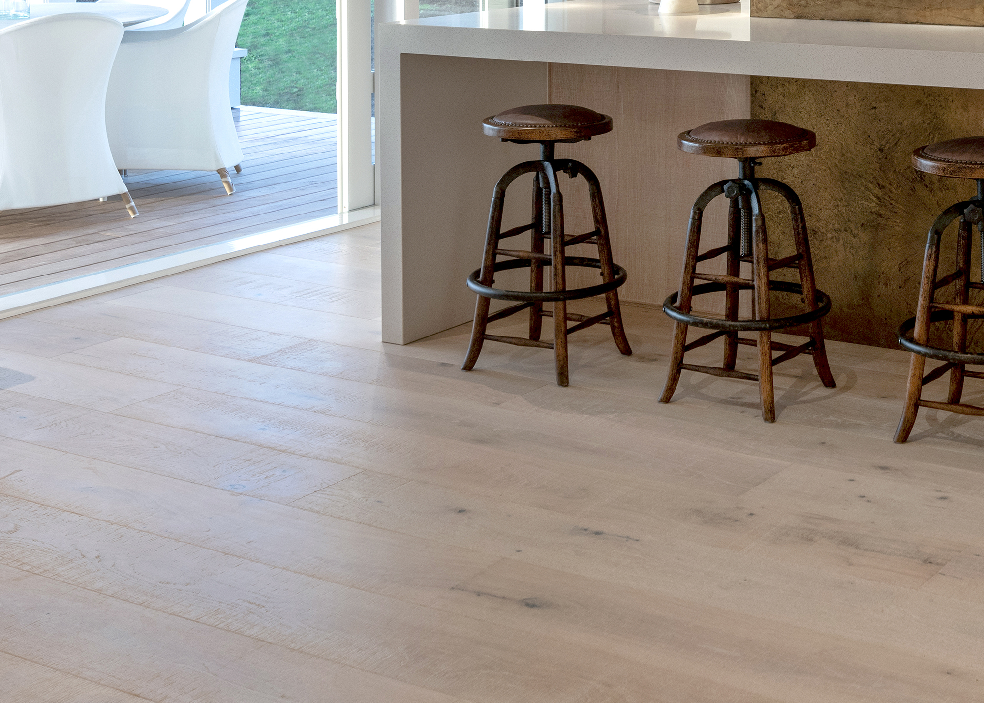How To Create The Perfect Timber Decking Entertaining Area